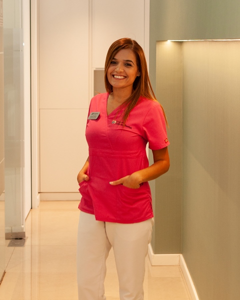 Profesional de Clínica Dental Guayero