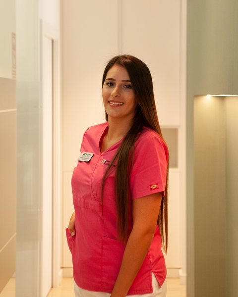 Profesional de Clínica Dental Guayero